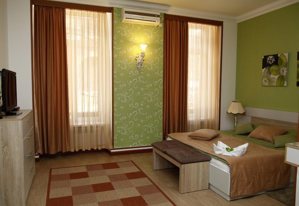 יירבאן Azoyan Guest House חדר תמונה