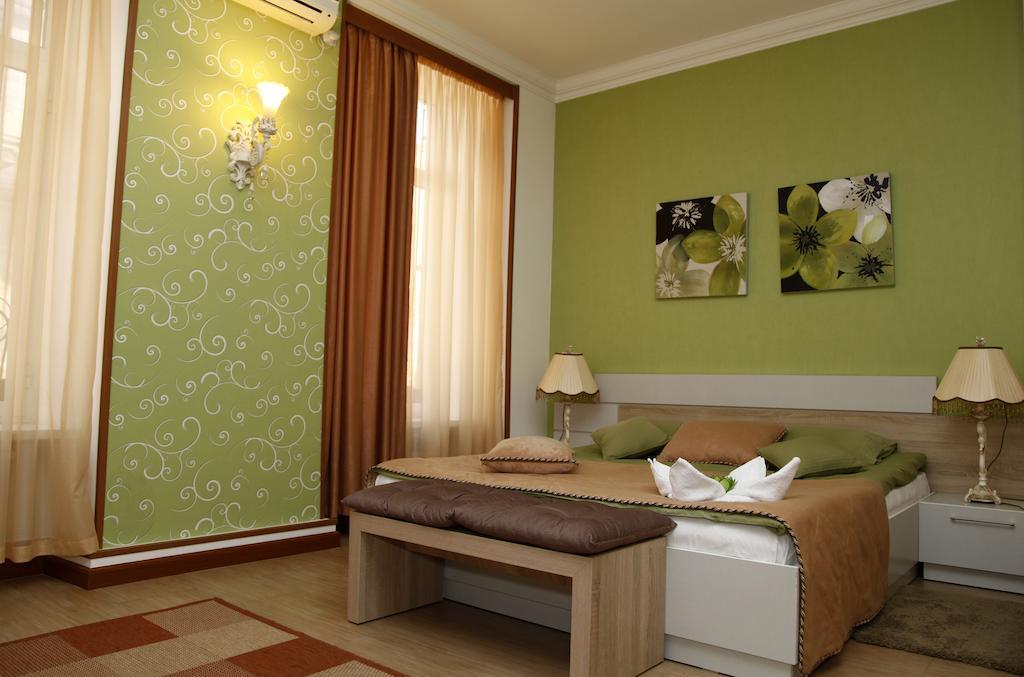 יירבאן Azoyan Guest House מראה חיצוני תמונה